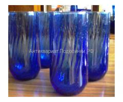 стаканы тонкого синего стекла